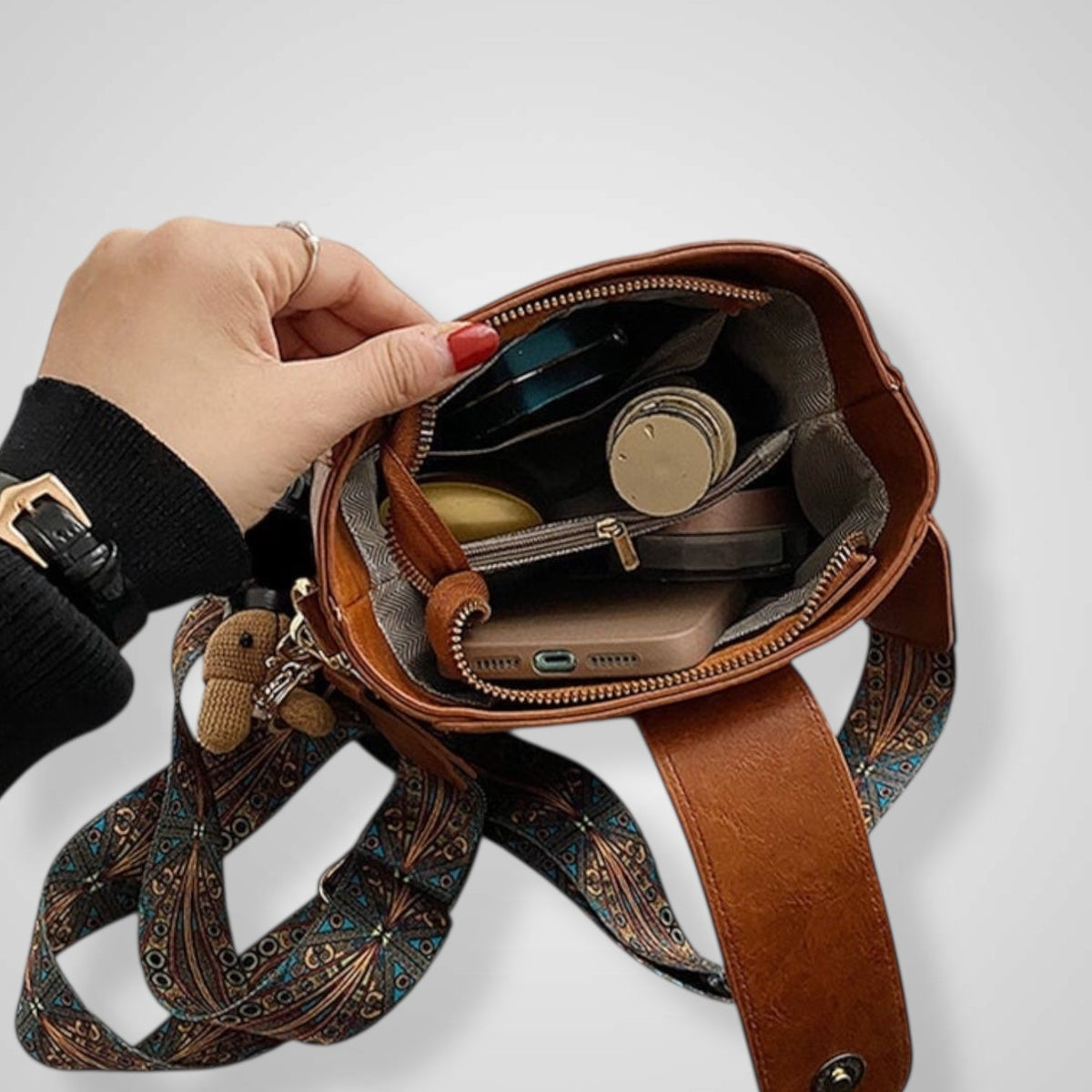 Urine | Retro Bag with Adjustable Wide Shoulder Strap
